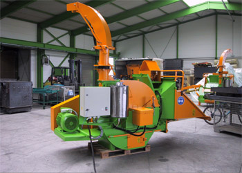 ЩЕПОРУБИТЕЛЬНАЯ МАШИНА Heizohack HM 5-400EM